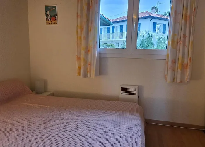 Апартаменты Ocean View And Pool Near The Биарриц